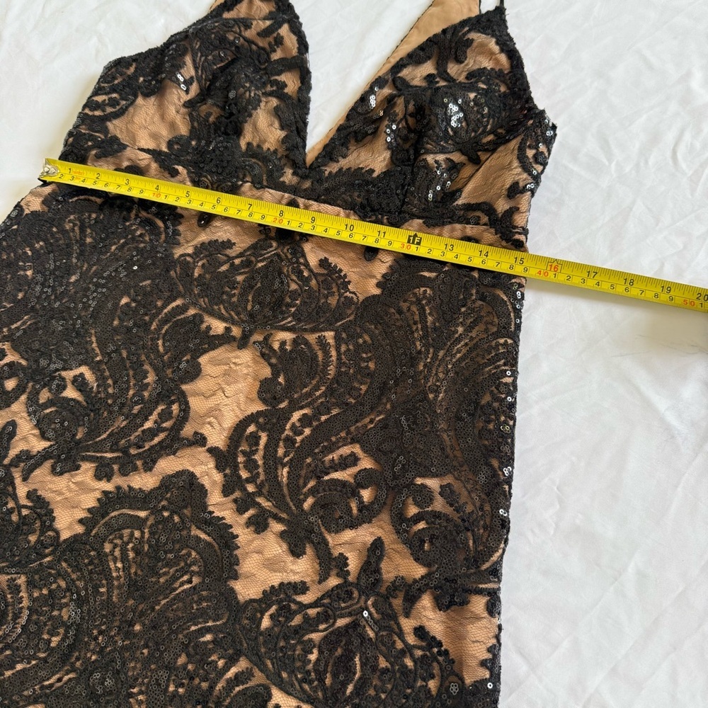 FREE PEOPLE  Black Sequin Dress with Beige Lining Size 6 - Picture 2 of 7